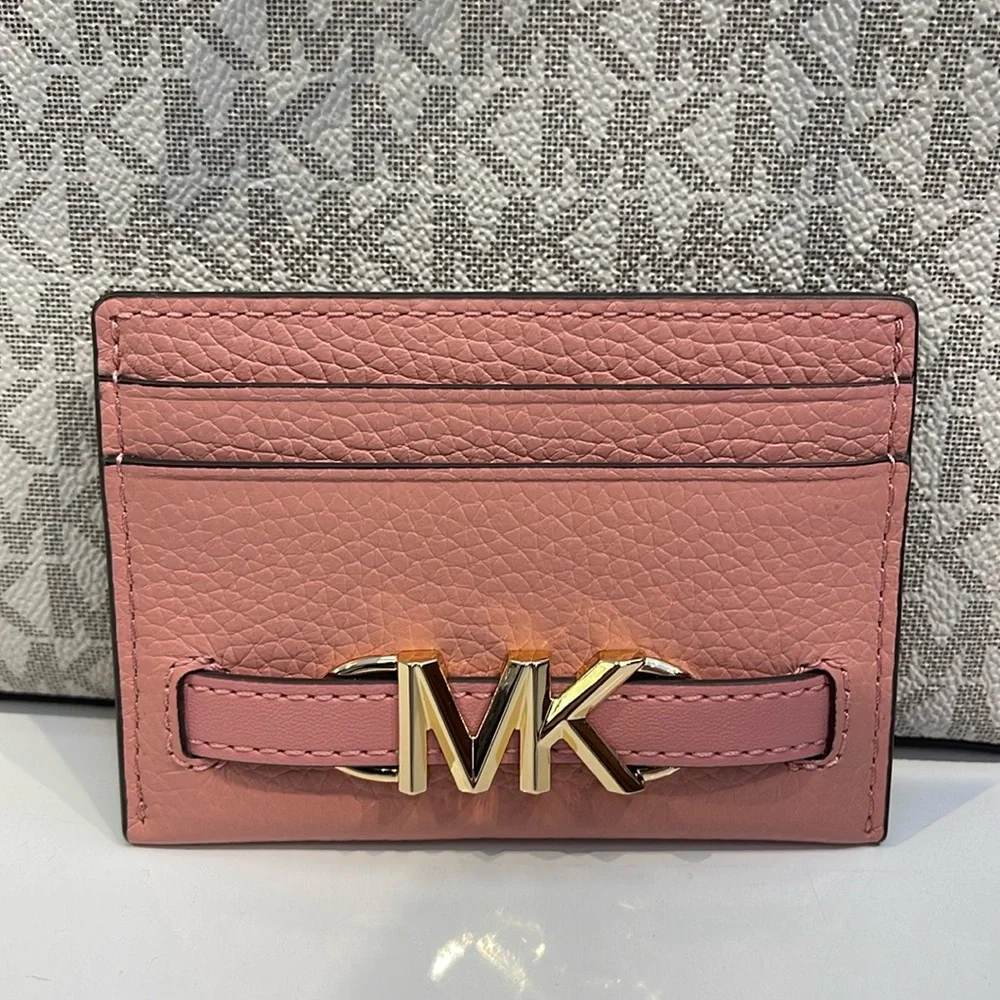 MICHAEL KORS
Reed Large Pebbled Leather Card Holder Case
Primrose
NWT - Picture 3 of 16